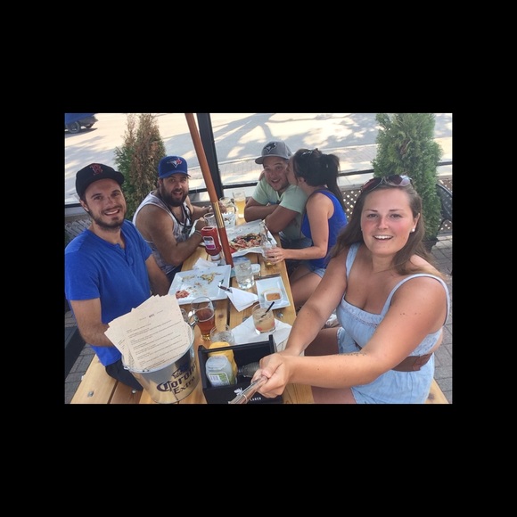 Meet your Posher, Myriam - Picture 3 of 8